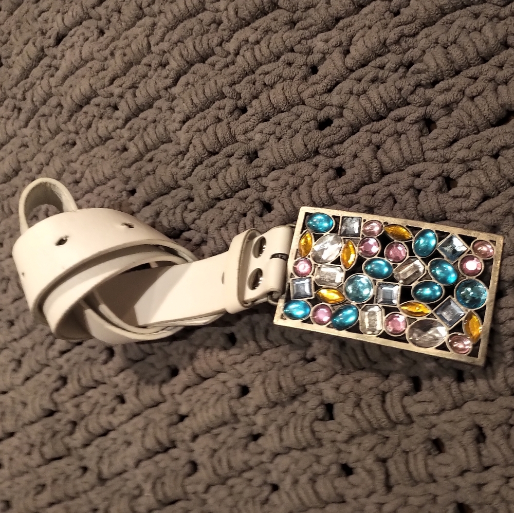 Steel belt buckle with colourful rhinestone and white leather belt!